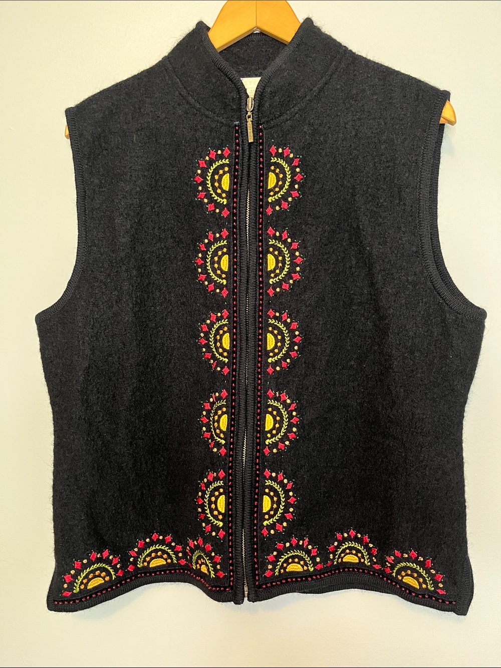 Vintage Carson 100% Wool Black Embroidered Wool Zip Vest with Beads